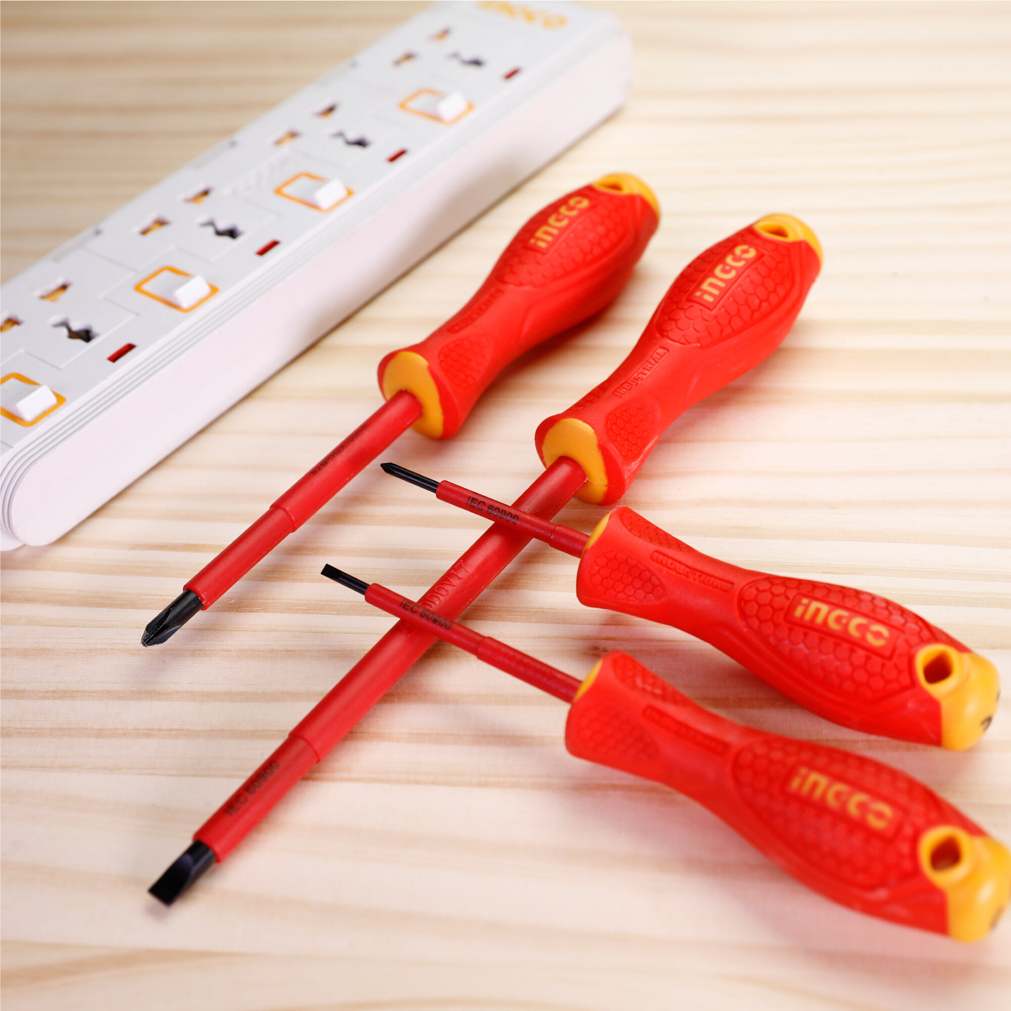6 Pcs Insulated Screwdriver Set Ingco hkisd0608