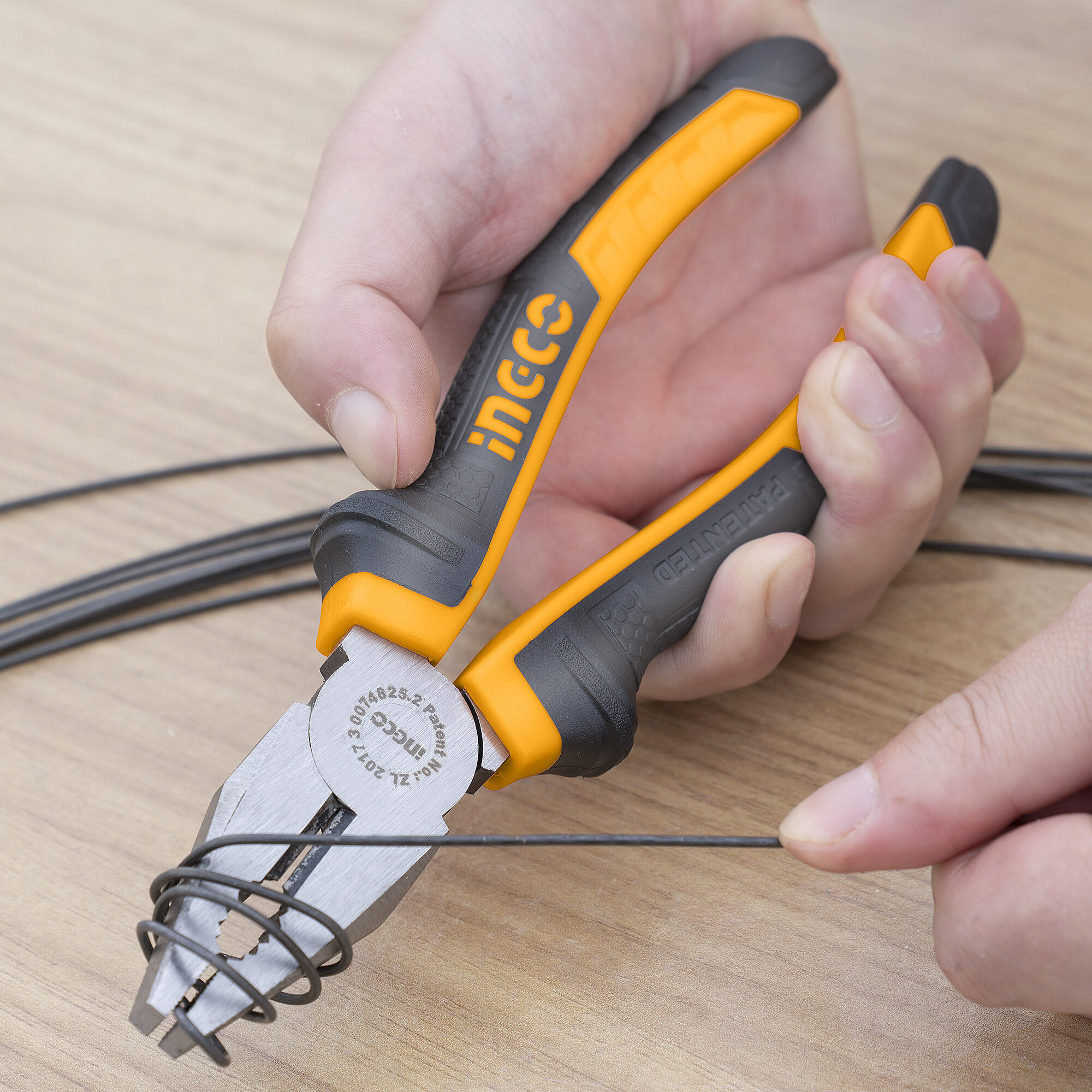 Combination Pliers 8" -ingco hcp08208